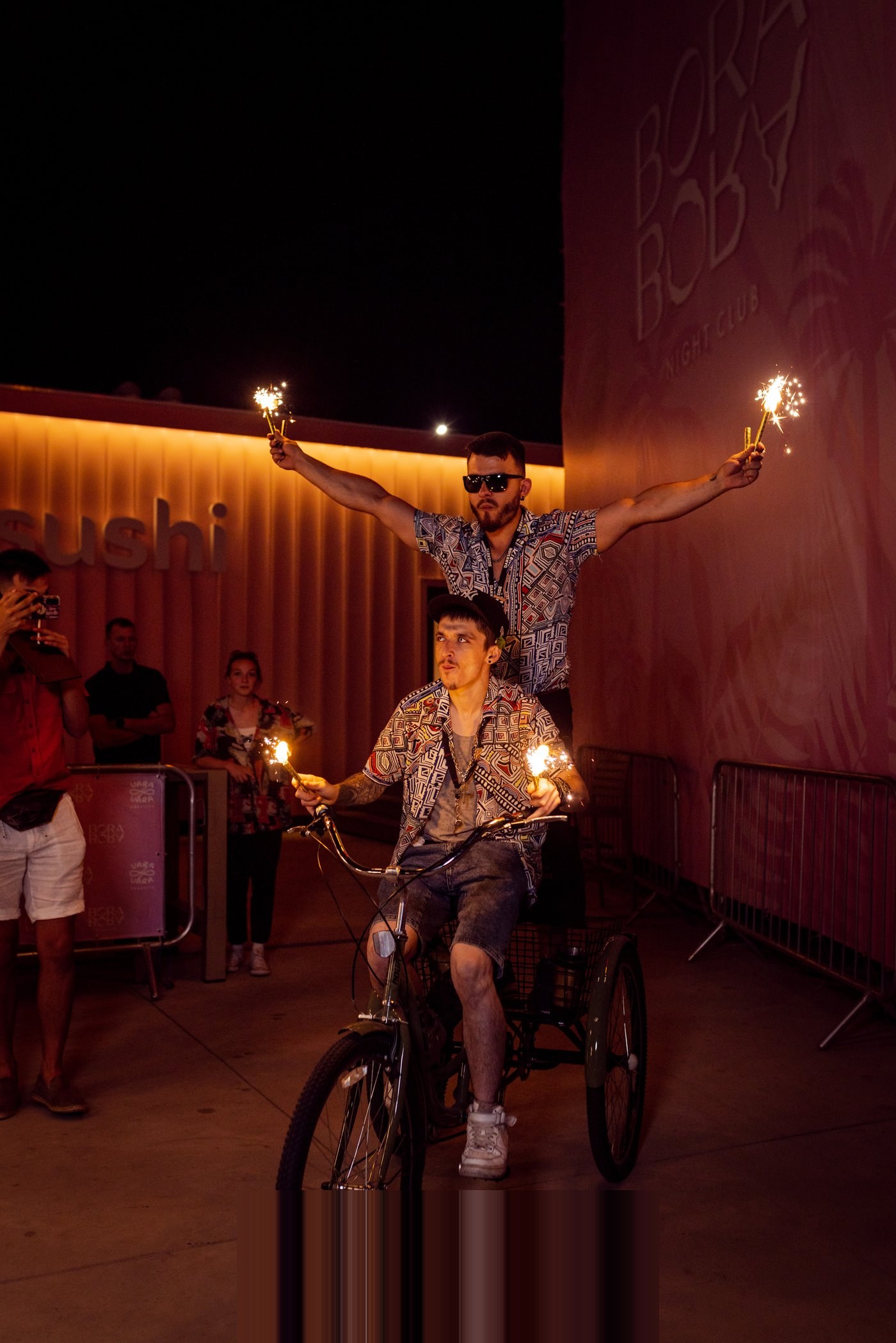 Sparkler bike welcome entrance